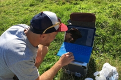 Jens Schärer vermisst monatlich unser Schneedepot im Rahmen seiner Masterarbeit